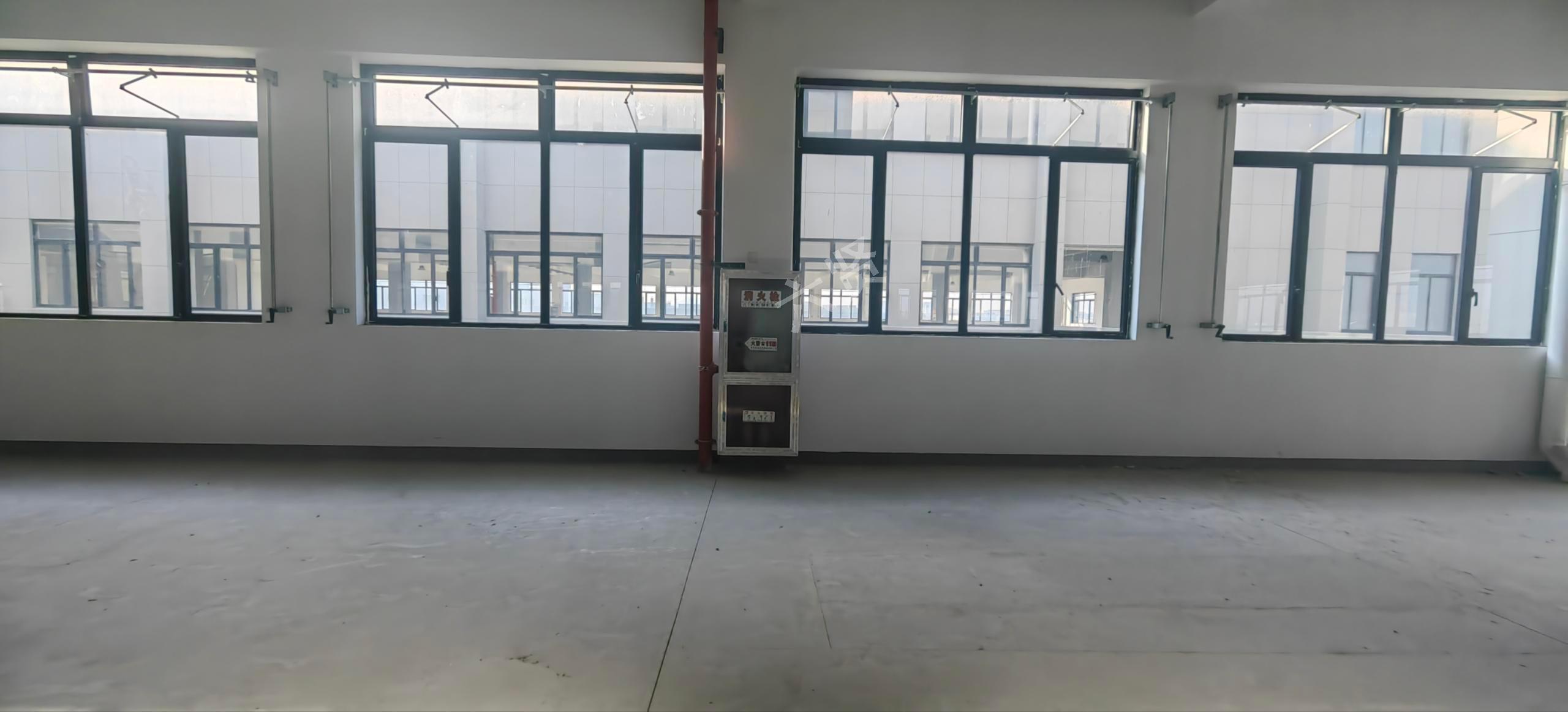 溧阳上黄镇飞跃路双层全新厂房待租中