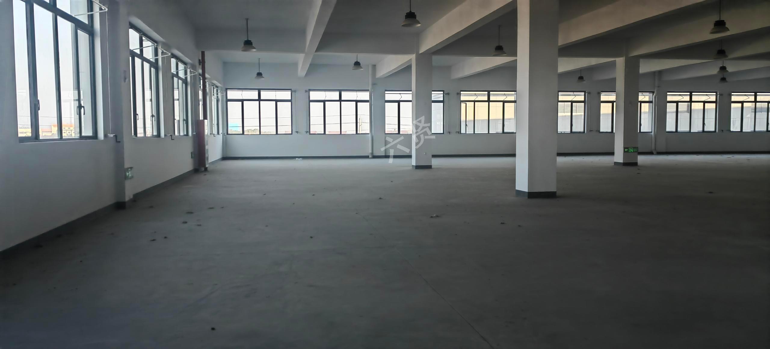 溧阳上黄镇飞跃路双层全新厂房待租中