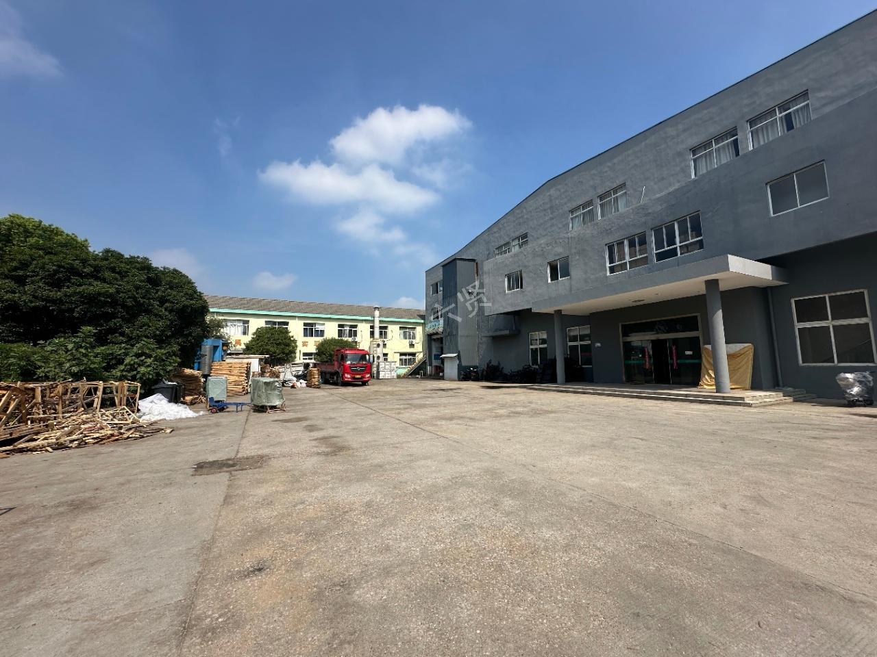 锡山经济开发区700平厂房带办公室可分租