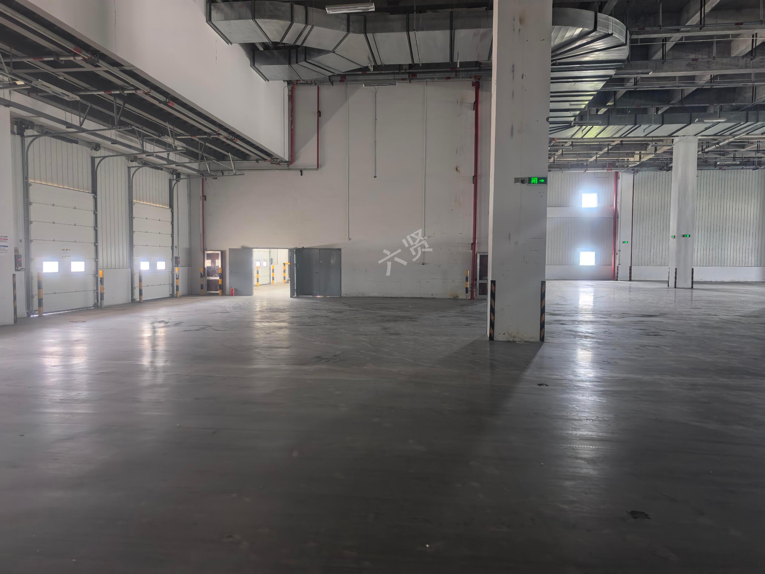 六贤-苏州工业园区金江路92号高平台仓库5毛钱