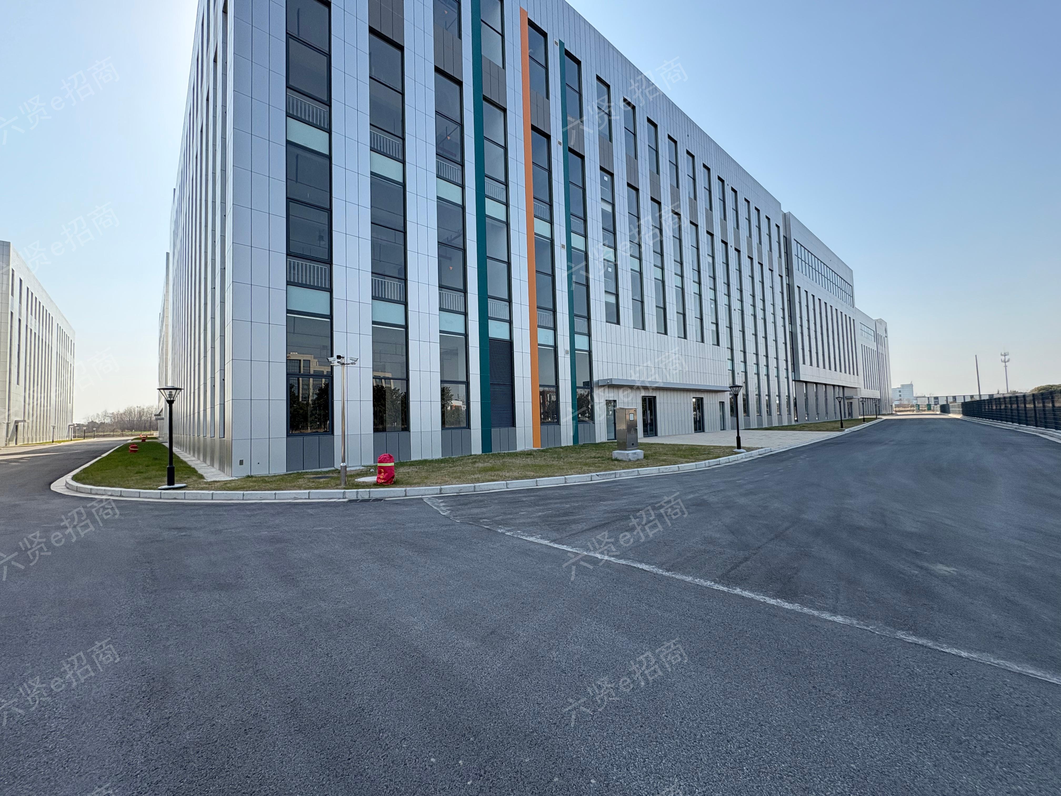 新区新建产业园10w方厂房出租1100平起租形象好