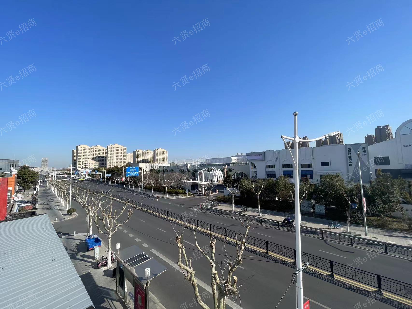 南桥路839号3000平商办招租中，标准砖混结构，层高3.5