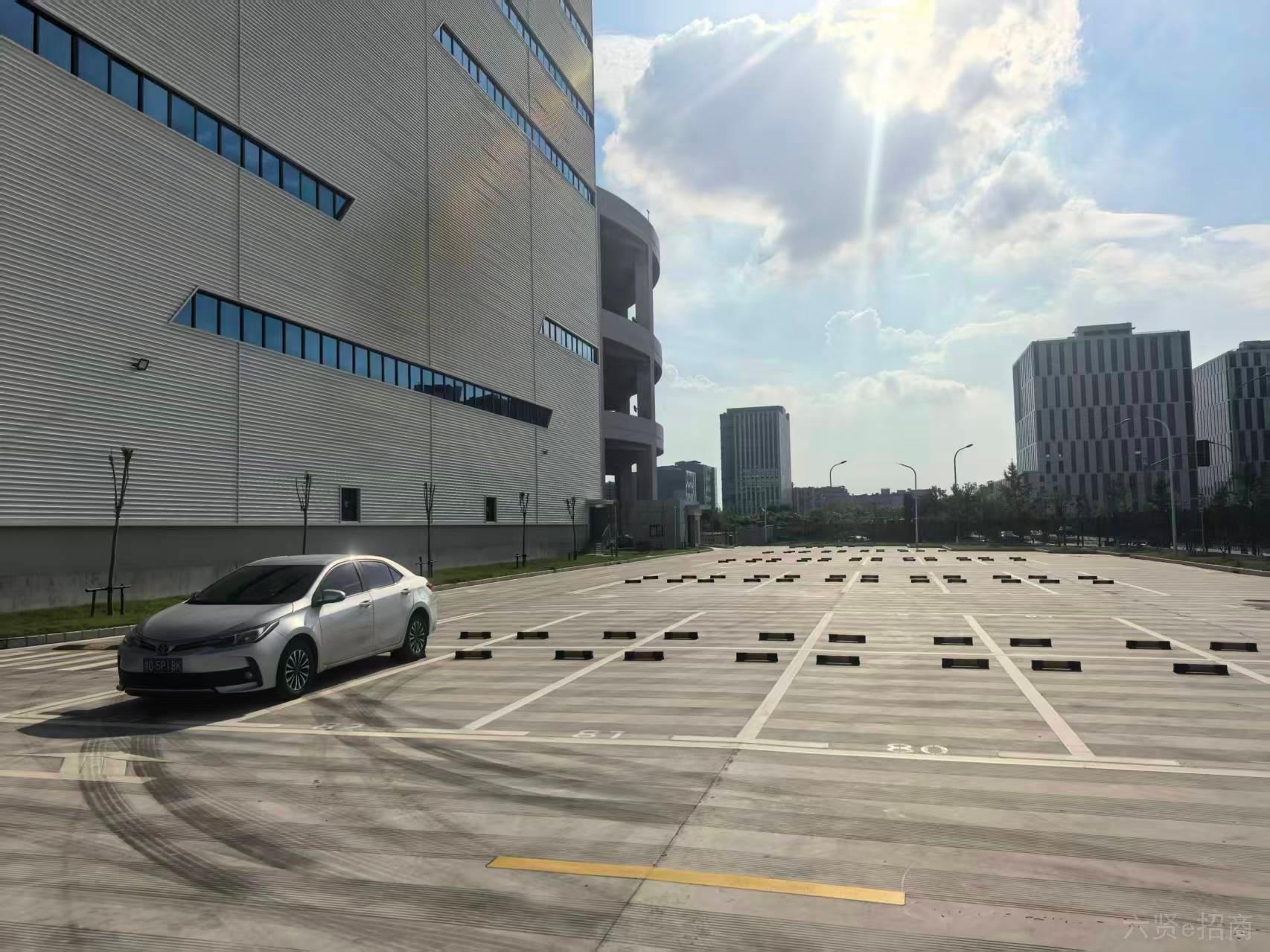 无锡市新吴区锡山大道182号38000平米高平台出租