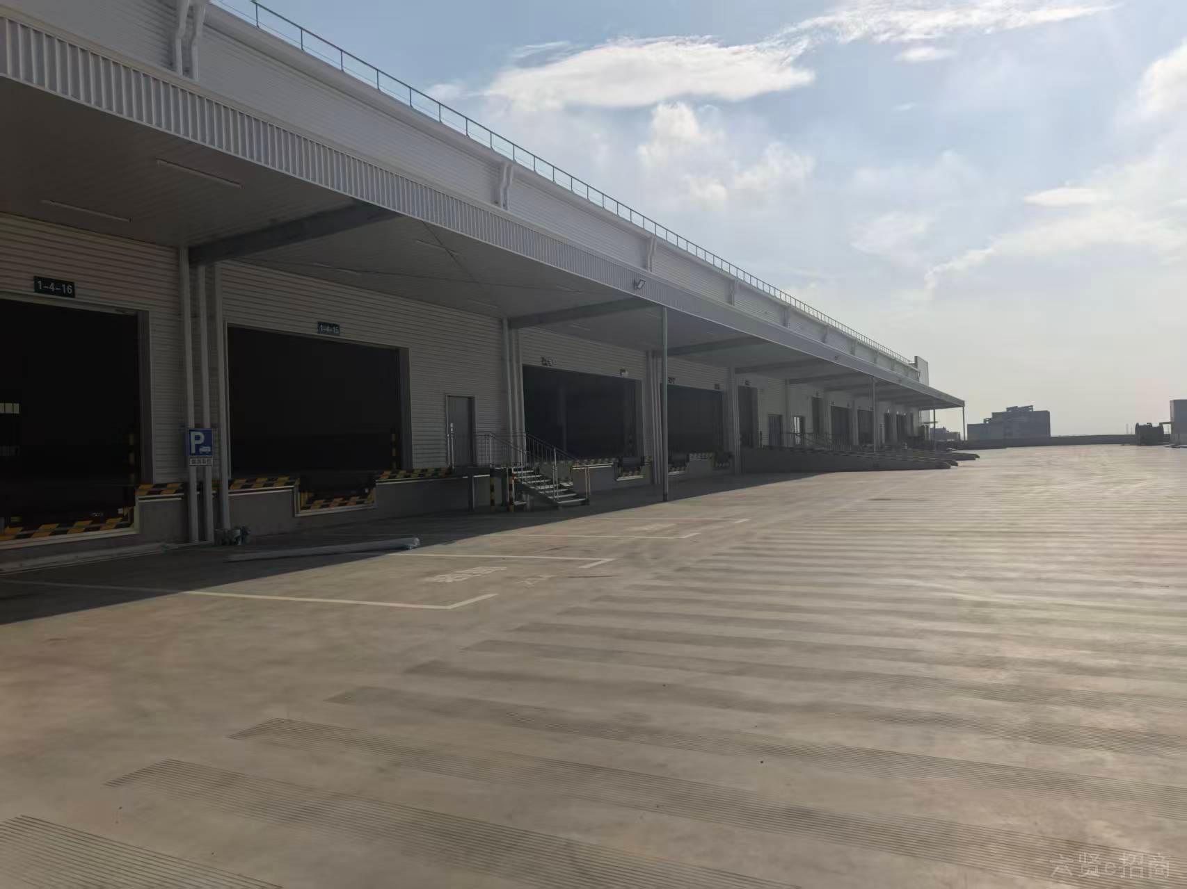 无锡市新吴区长江东路2号6500平米高平台仓库出租