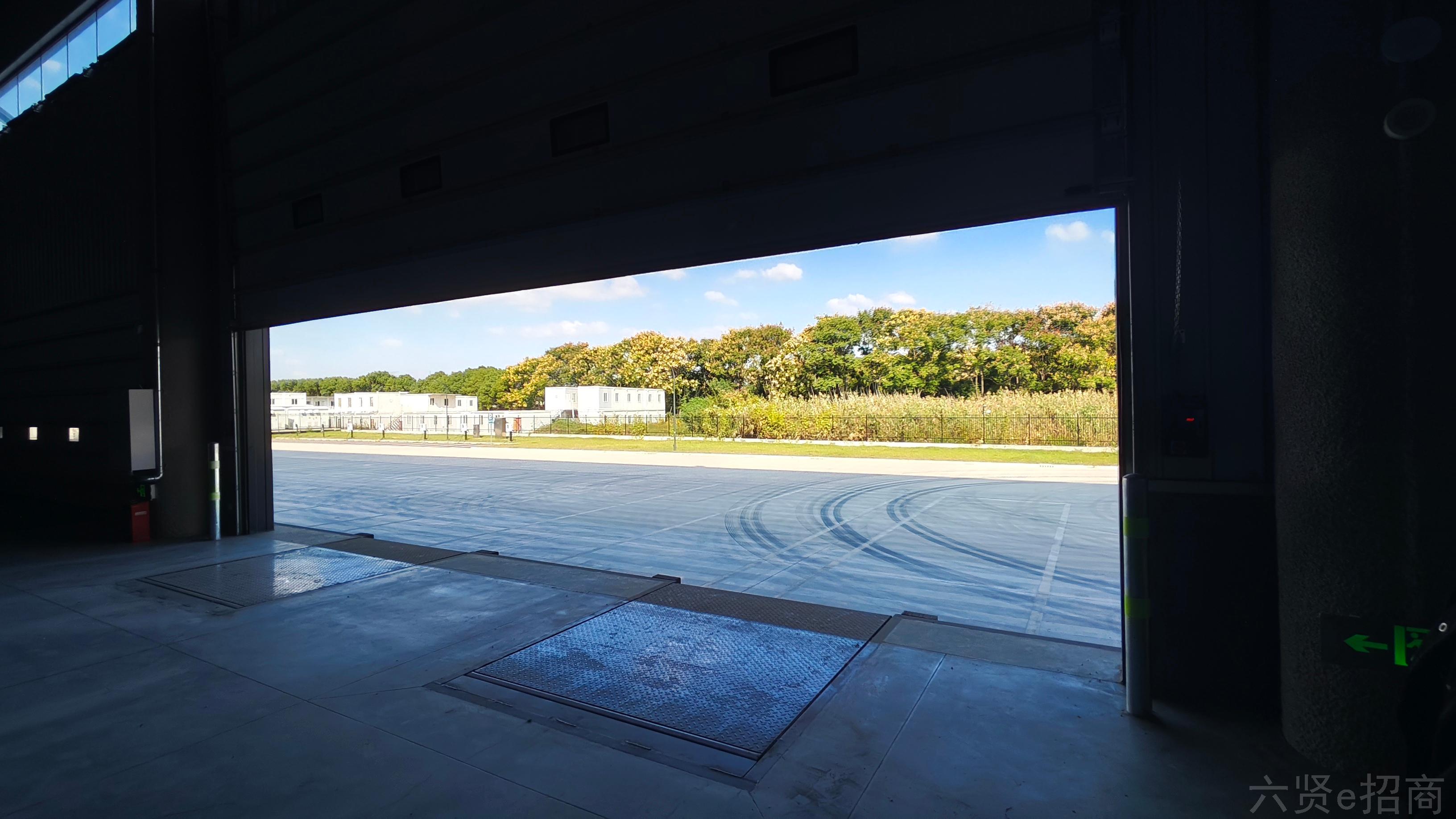 青阳镇桐业路37号双层坡道库，一层双边，二层坡道高标库招租啦