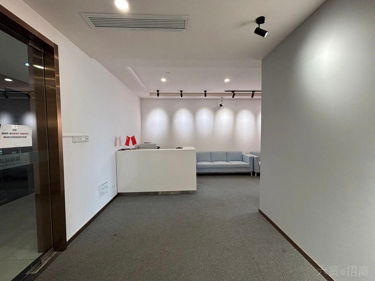 华西健康谷市区内园区1期2期23元起,武侯大悦城正对面