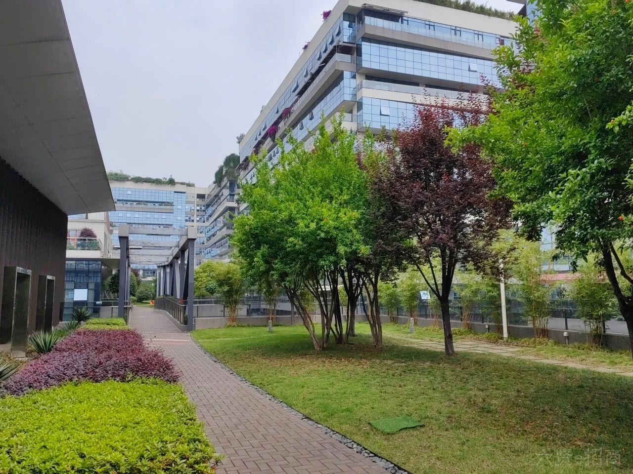 华西健康谷市区内园区1期2期23元起,武侯大悦城正对面