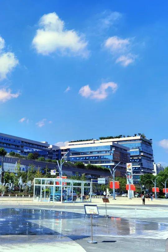 华西健康谷市区内园区1期2期23元起,武侯大悦城正对面
